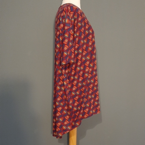 NWT! LuLaRoe Irma-M Tunic with a Unique Design - Picture 7 of 14